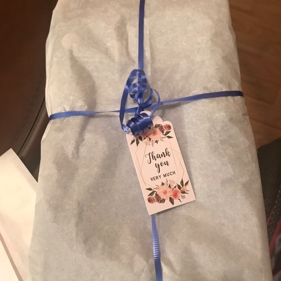 🌸 Packed with love 💕 - Picture 7 of 13